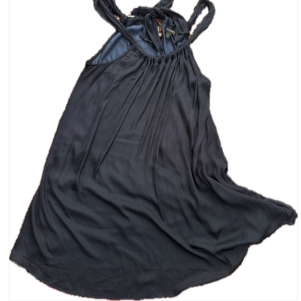 🔥 BR chartreuse halter top dress navy 🔥